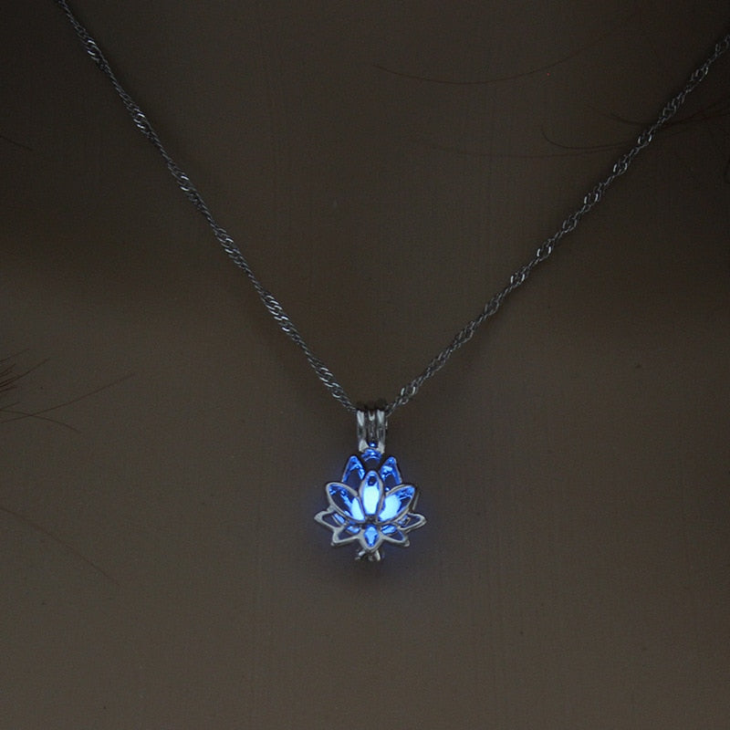 Glow-In-The-Dark Pendant Necklaces - Top Boho